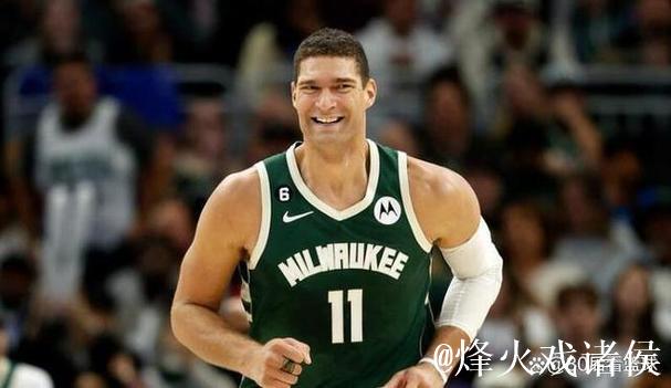 字母哥59+14助雄鹿惊险击败活塞 魔术力克步行者豪取4连胜